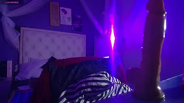 Snapshot of samanthaanderson_ chatting on 12/13/24, 05:43 samanthaanderson online show from 12/13/24, 05:43