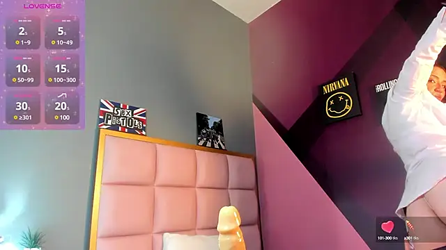 Snapshot of samanthaanderson_ chatting on 02/11/25, 08:31 samanthaanderson online show from 02/11/25, 08:31