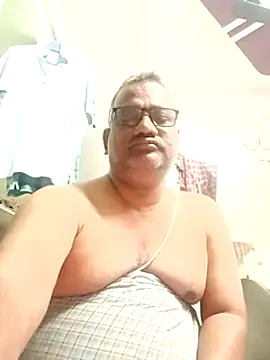 Snapshot of StarPacifist6 chatting on 12/26/24, 03:20 StarPacifist6 online show from 12/26/24, 03:20