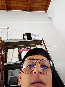 estefyzapata online show from 02/02/26, 06:39