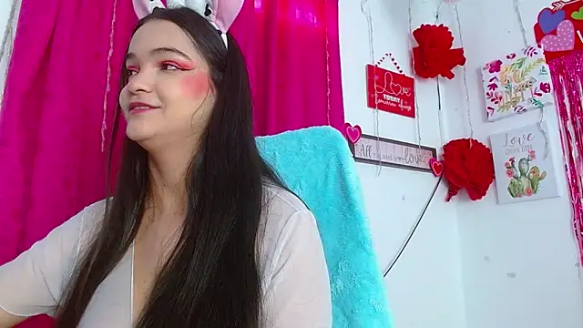 monica little23 online show from 02/07/26, 01:26