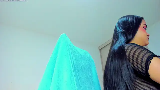 monica little23 online show from 04/09/26, 12:32