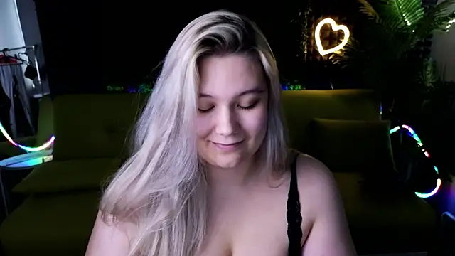 DjennaPalme online show from 12/18/24, 05:04