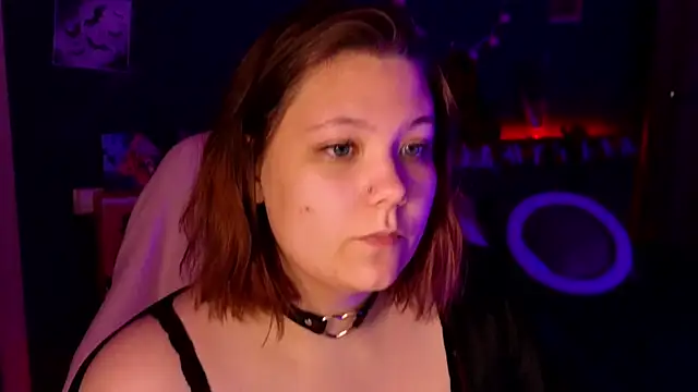 DjennaPalme online show from 10/22/25, 01:39