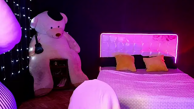 DjennaPalme online show from 11/10/25, 02:54