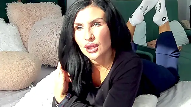 XeniaBlu online show from 11/03/25, 10:38