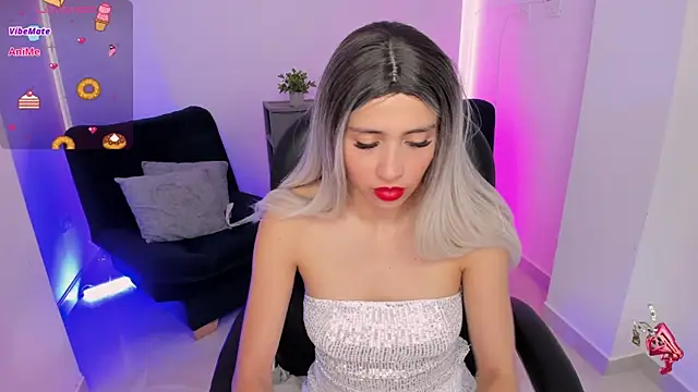emilly smith 1 online show from 05/23/26, 12:53