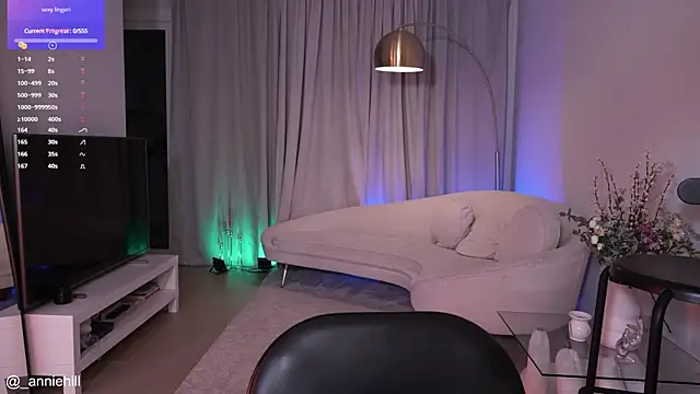 anniehillofficial online show from 01/15/25, 07:55