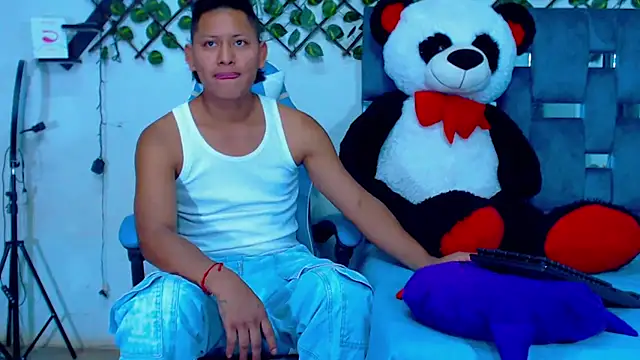 Hakim prettynigg online show from 04/02/26, 10:07