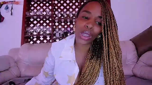Snapshot of TAYLORR778 chatting on 07/15/26, 02:33 TAYLORR778 online show from 07/15/26, 02:33