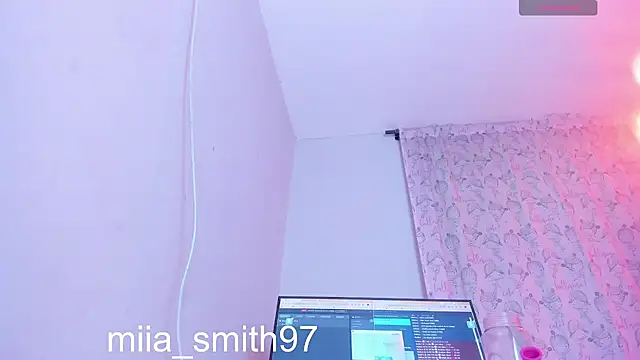 miia-smith97 online show from 07/11/26, 09:27
