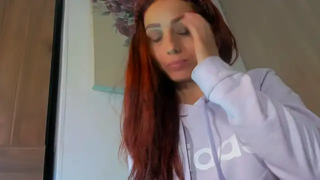 Snapshot of Ariadna-07 chatting on 12/29/24, 09:28 Ariadna-07 online show from 12/29/24, 09:28