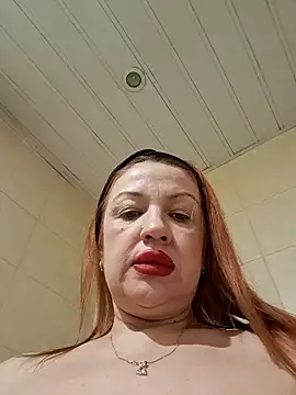 KiraXTender online show from 03/18/25, 06:25