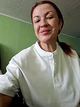 KiraXTender online show from 09/27/25, 03:55