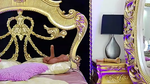 Snapshot of ChanelHarris chatting on 01/13/25, 10:13 ChanelHarris online show from 01/13/25, 10:13