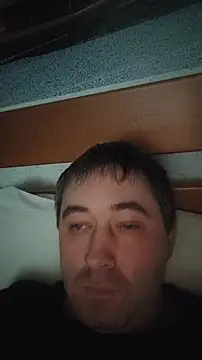 Snapshot of tores992 chatting on 11/09/25, 06:01 tores992 online show from 11/09/25, 06:01