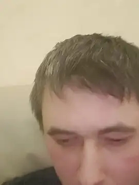 Snapshot of tores992 chatting on 11/17/25, 06:57 tores992 online show from 11/17/25, 06:57