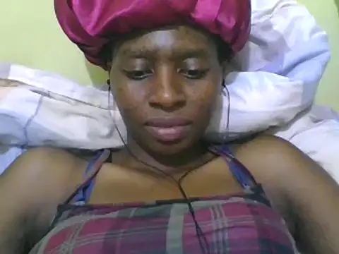 Snapshot of sabssexy chatting on 12/08/24, 08:36 sabssexy online show from 12/08/24, 08:36