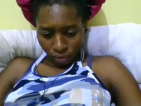 Snapshot of sabssexy chatting on 12/13/24, 05:43 sabssexy online show from 12/13/24, 05:43