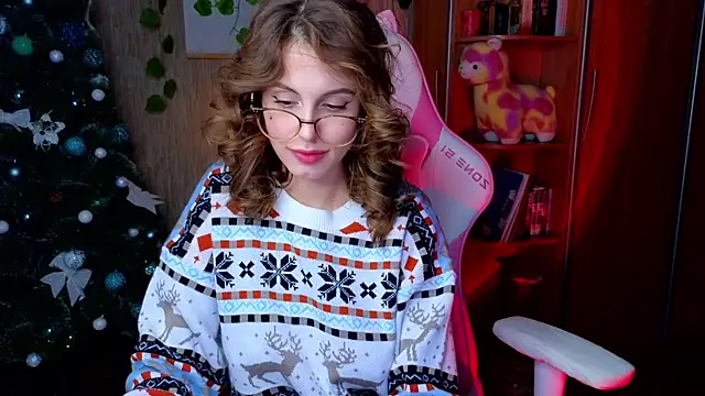 Snapshot of EdelineMaher chatting on 01/04/25, 03:39 EdelineMaher online show from 01/04/25, 03:39