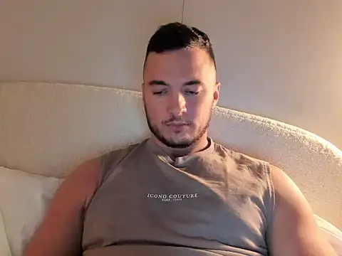 paulblack21 online show from 04/11/26, 07:40