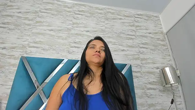 veronica salas online show from 01/21/25, 08:00