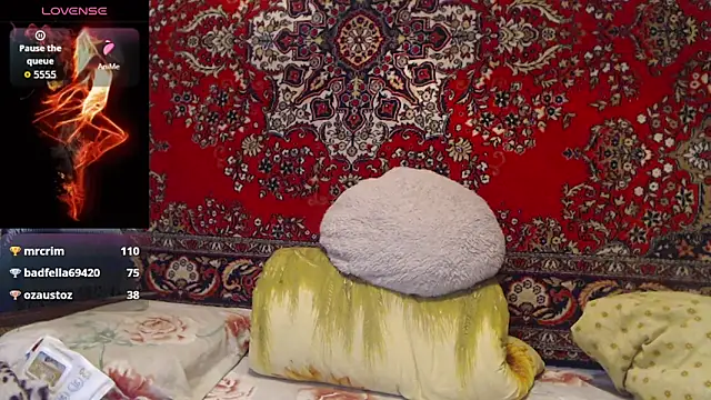 Sandra Carina online show from 11/18/25, 10:14