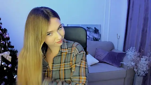 Snapshot of GracefulLook chatting on 01/10/25, 06:28 GracefulLook online show from 01/10/25, 06:28