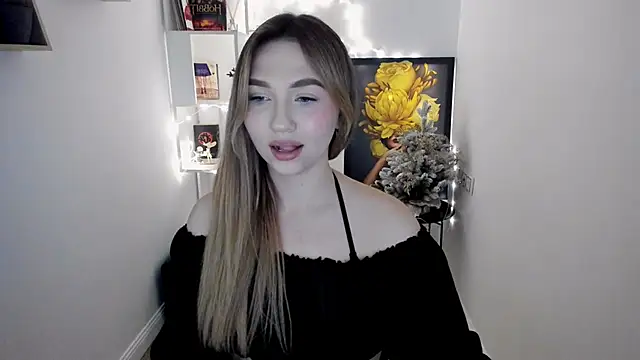 Snapshot of GracefulLook chatting on 01/11/25, 06:24 GracefulLook online show from 01/11/25, 06:24