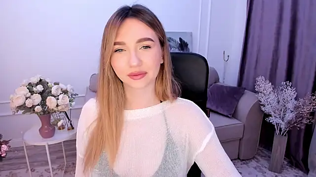 Snapshot of GracefulLook chatting on 01/13/25, 03:34 GracefulLook online show from 01/13/25, 03:34