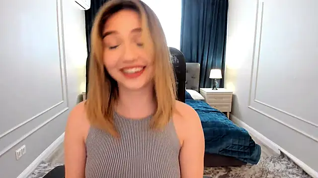 Snapshot of GracefulLook chatting on 01/20/25, 09:46 GracefulLook online show from 01/20/25, 09:46