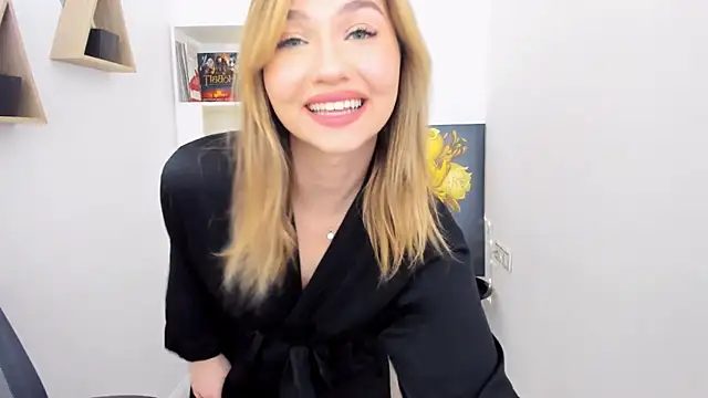 Snapshot of GracefulLook chatting on 01/24/25, 05:32 GracefulLook online show from 01/24/25, 05:32