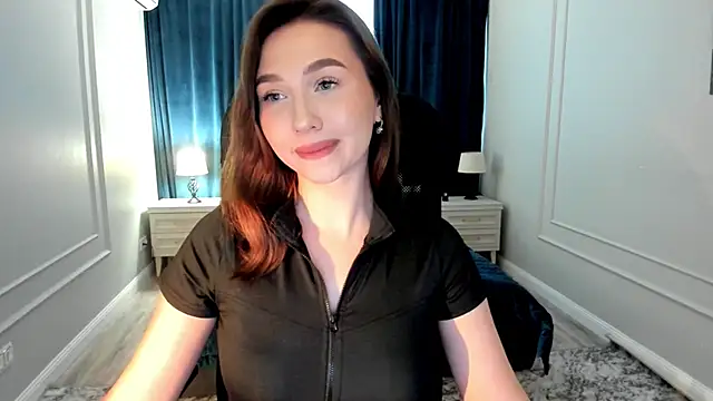 Snapshot of GracefulLook chatting on 02/04/25, 12:44 GracefulLook online show from 02/04/25, 12:44