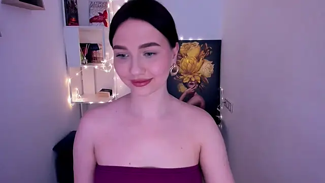 Snapshot of GracefulLook chatting on 03/07/25, 09:29 GracefulLook online show from 03/07/25, 09:29