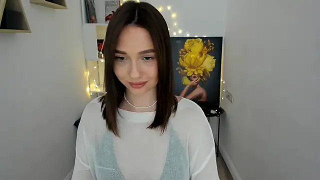 Snapshot of GracefulLook chatting on 03/18/25, 07:42 GracefulLook online show from 03/18/25, 07:42