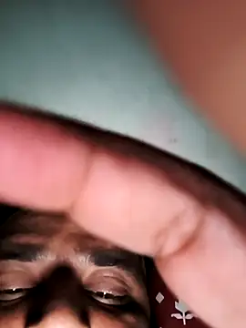 rajstrip12650 online show from 03/18/25, 06:37