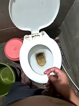 rajstrip12650 online show from 12/13/25, 08:04