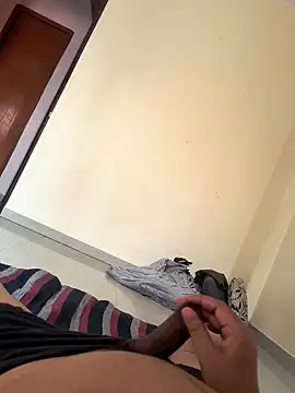 rajstrip12650 online show from 02/08/26, 05:11