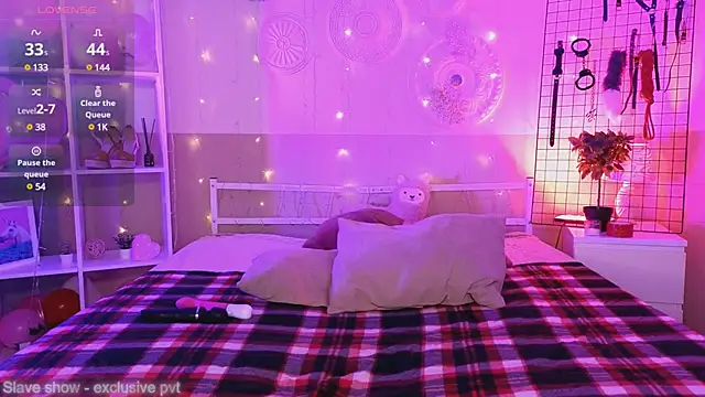 ServantBrook online show from 02/01/25, 04:46