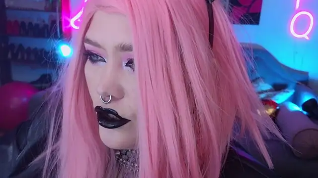 wickedxqueen online show from 12/14/24, 11:01