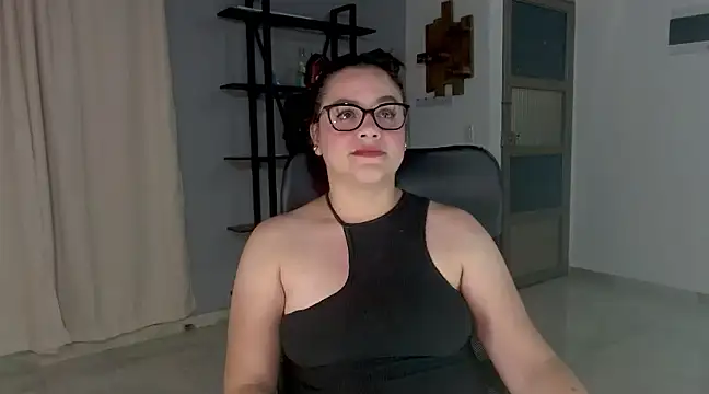 maela1 online show from 12/21/24, 01:15