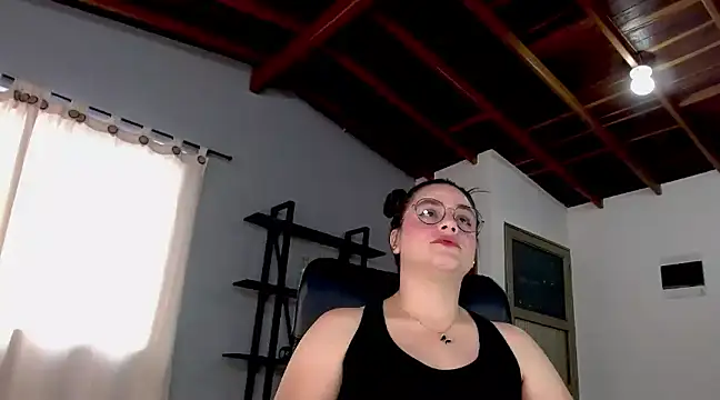 maela1 online show from 01/05/25, 06:56