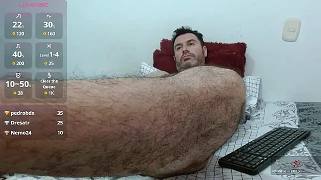 rodrher81 online show from 01/11/25, 06:12