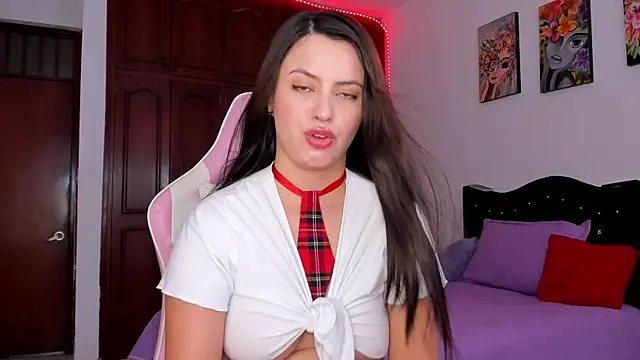 Sara Squirting Heels online show from 04/06/26, 08:10