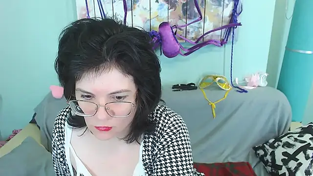 EverlyRays online show from 12/15/24, 08:47