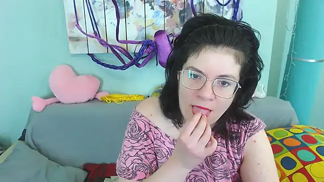 EverlyRays online show from 12/21/24, 01:10