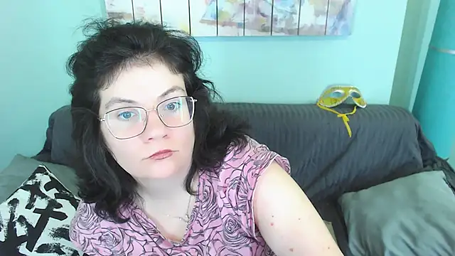 EverlyRays online show from 02/07/25, 07:07