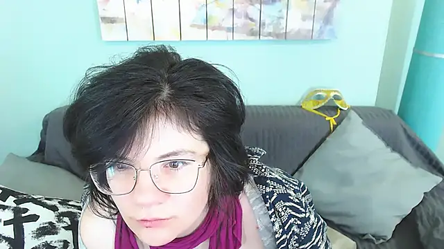 EverlyRays online show from 02/10/25, 05:52