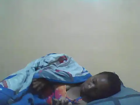 Smillie prety online show from 03/06/26, 06:10