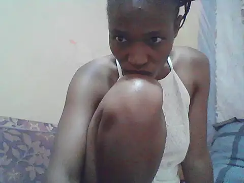 Snapshot of Smillie_prety chatting on 06/16/26, 11:07 Smillie prety online show from 06/16/26, 11:07